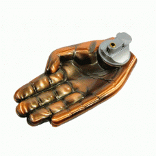 Пепельница с зажигалкой Рука